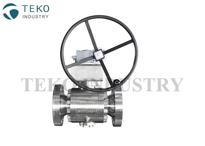 Blow - Out Proof Stem Flanged Ball Valve 3 Pieces Body For Severe Conditions